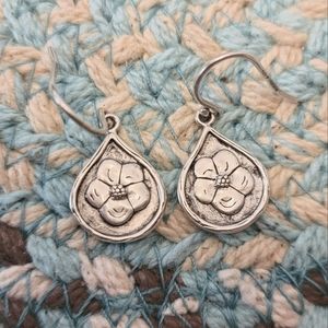 Silpada Sterling Silver Poppy Flower Earrings